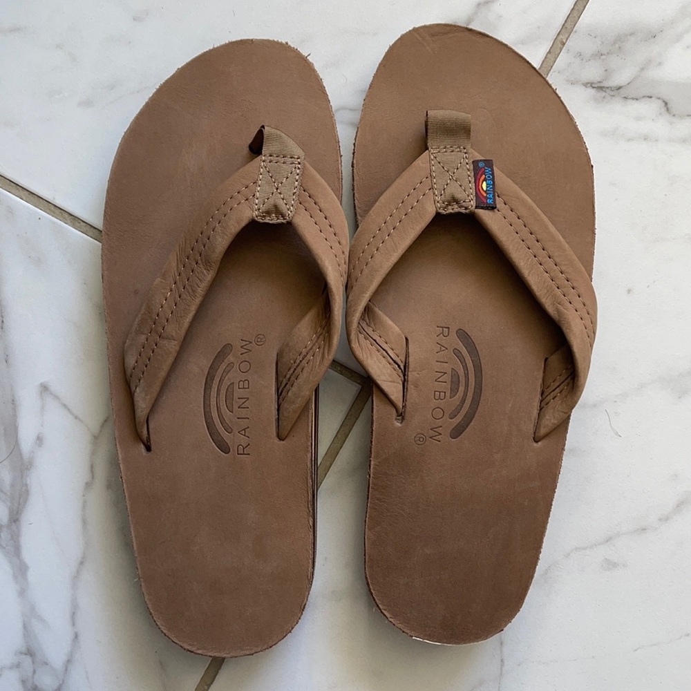 Brown Rainbow Sandals - Men’s Medium (8.5 - 9.5)